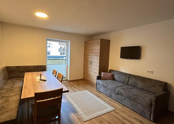 Hoeller's Bergleben *