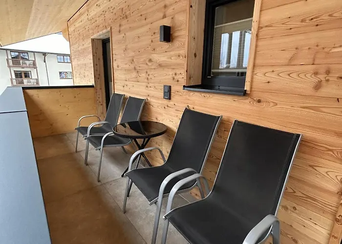 Hoeller's Bergleben * קליינארל