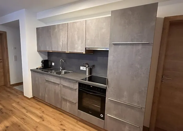 Hoeller's Bergleben *