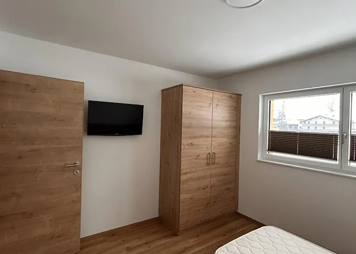 Hoeller's Bergleben *