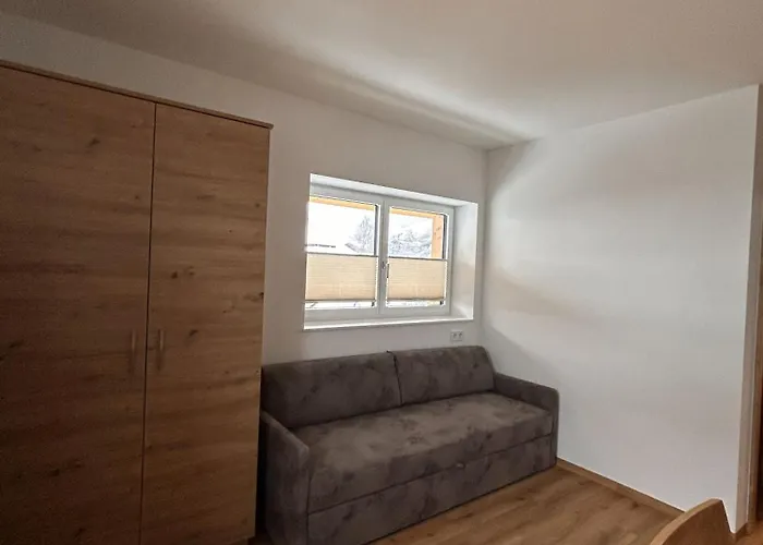 Hoeller's Bergleben * קליינארל